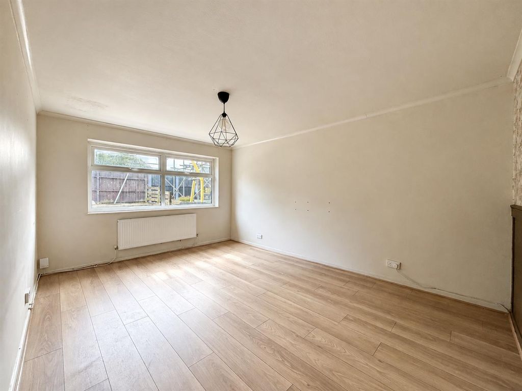 Property photo 2 of 19 K5.Png