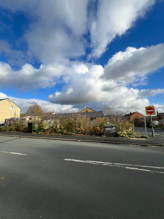 Property photo 3 of 6