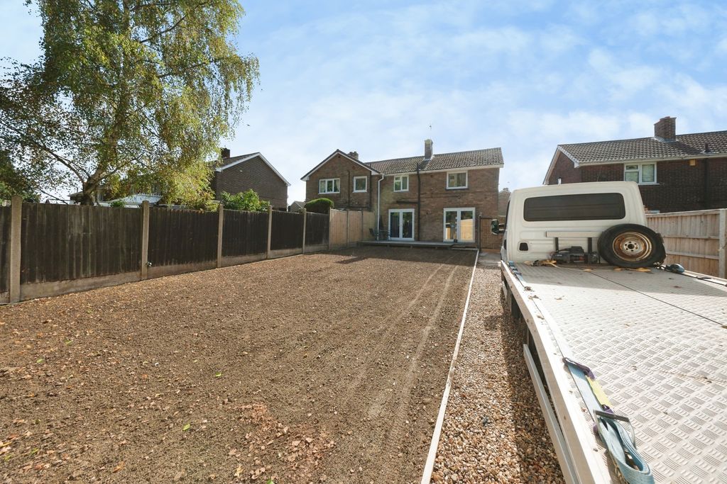 Property photo 3 of 15 Pbox-Img.Jpg