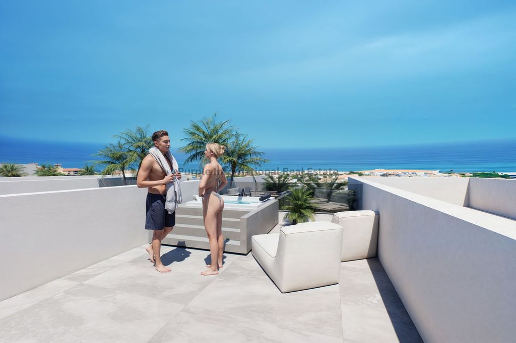 Property photo 2 of 27