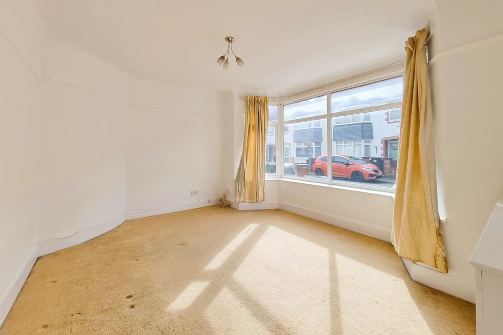 Property photo 3 of 16 20260317_103254