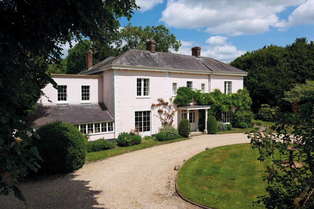 Property photo 1 of 29 Image