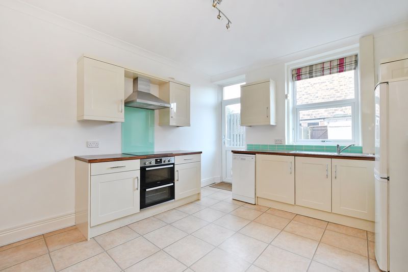 Property photo 3 of 15 Kitchen / Diner