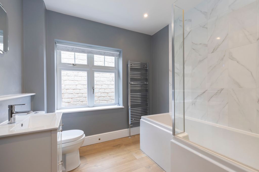 Additional image 10 of 4 bed semi-detached house to rentSandy Lane, Cheltenham GL53