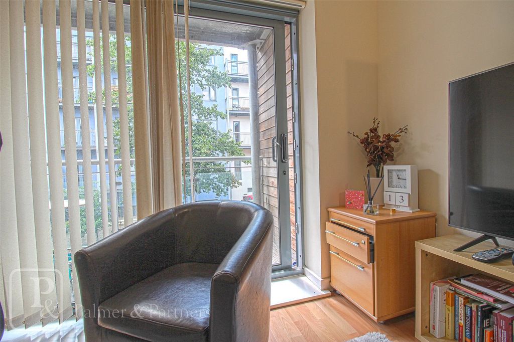 Property photo 2 of 6 Picture No. 02