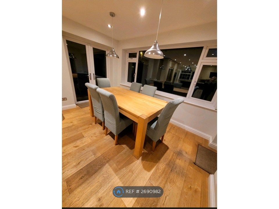 Property photo 2 of 3