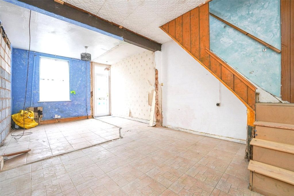 Property photo 3 of 12 Picture No. 06