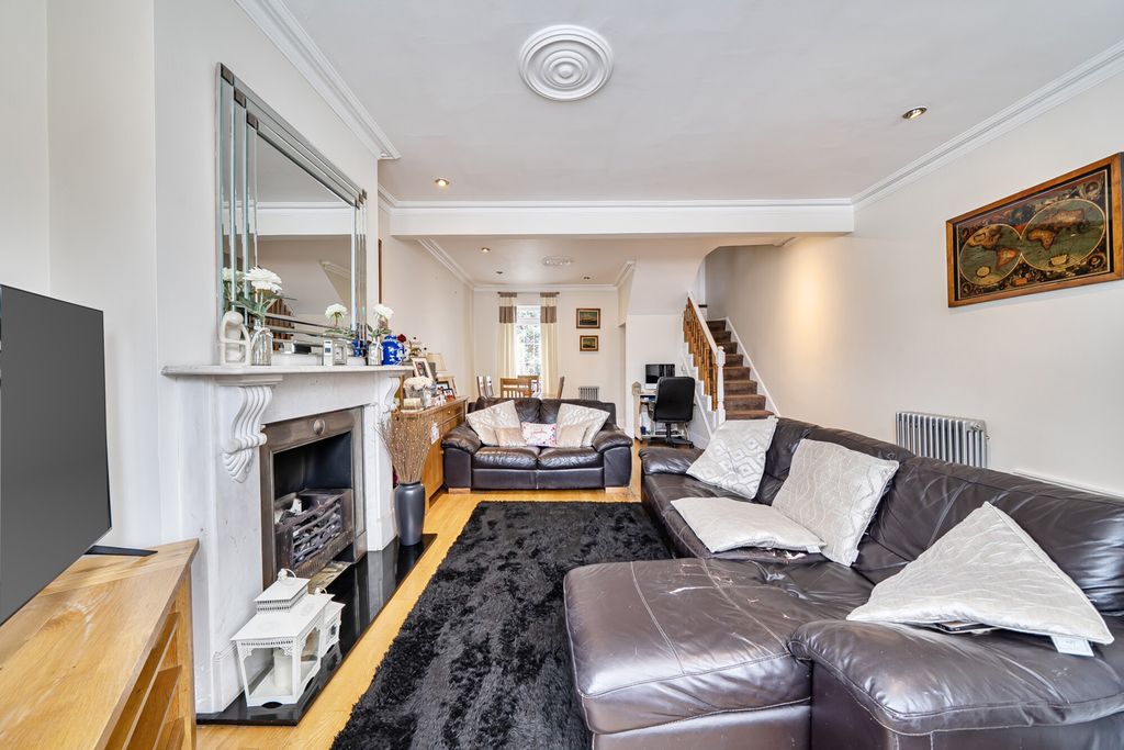 Property photo 2 of 18 1441448-7-69Da29d...