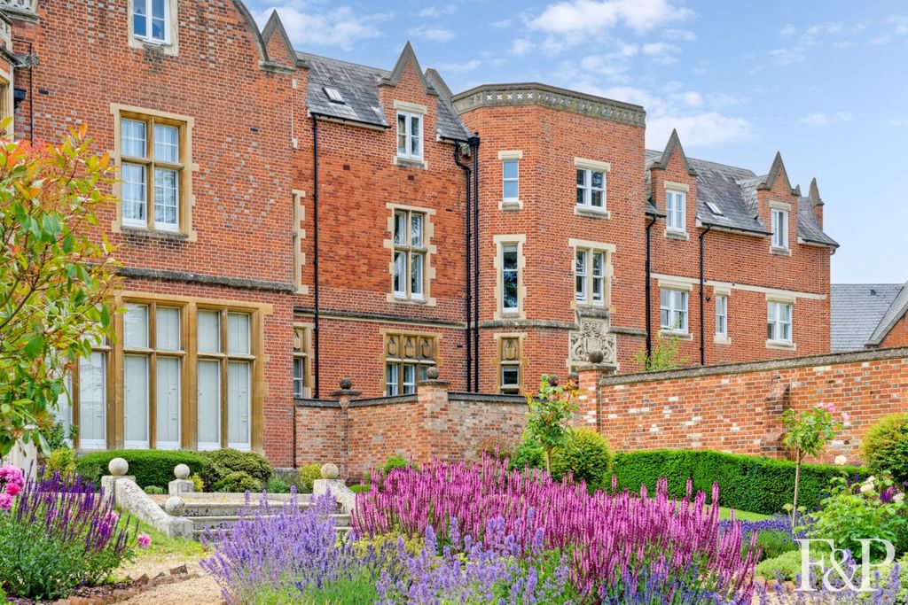 Property photo 1 of 18 4224070