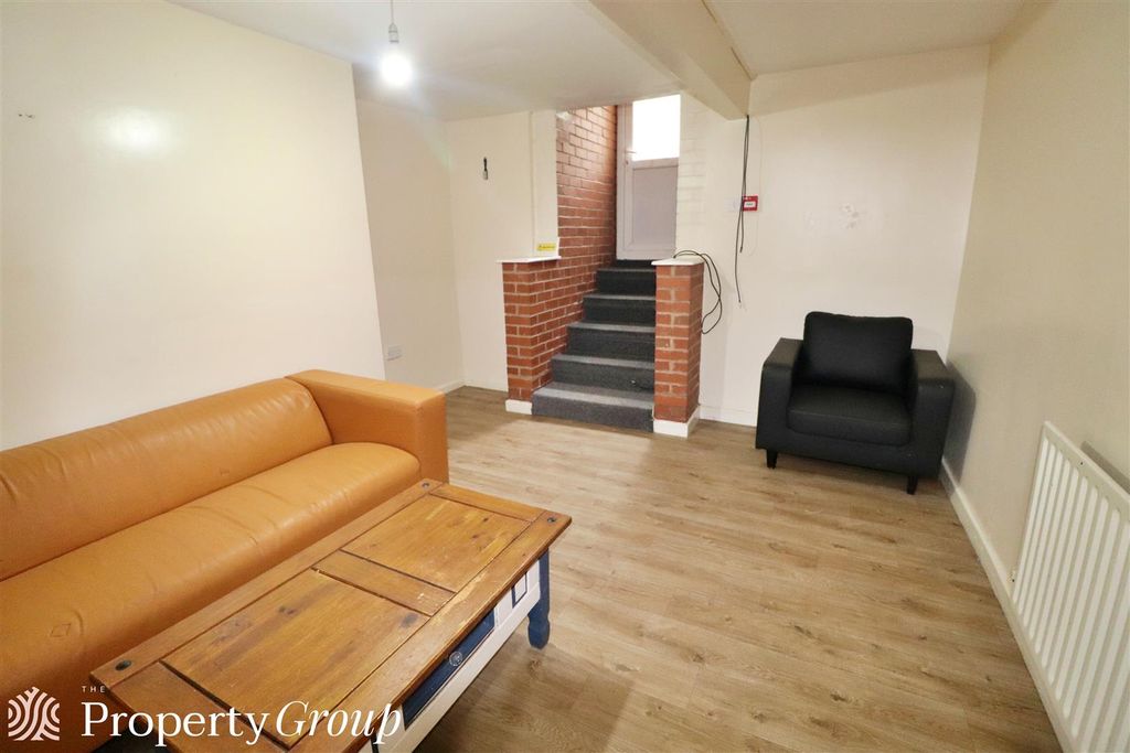Property photo 1 of 7 Stoke Green 23 Flat 3 2510 (8).Jpg