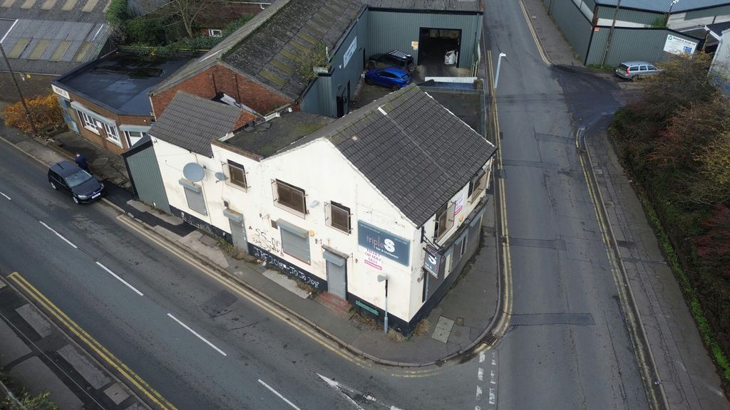 Property photo 2 of 17 Dji_0315.Jpg