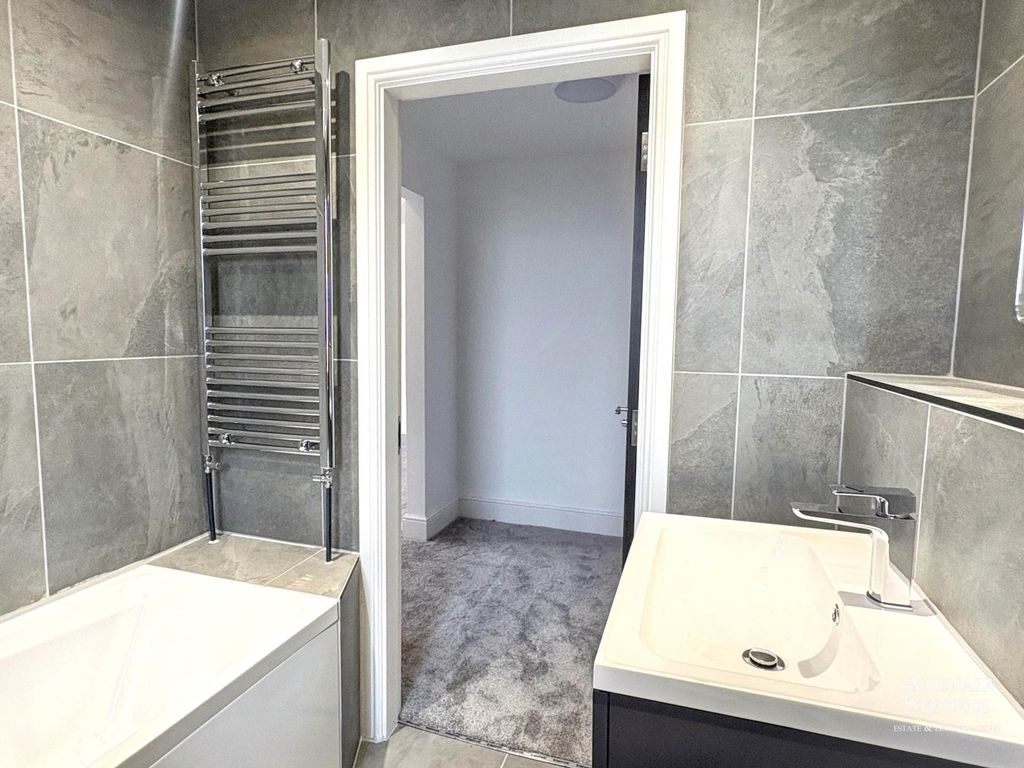 Additional image 32 of 4 bed detached house for saleHunt Lane, Chadderton OL9