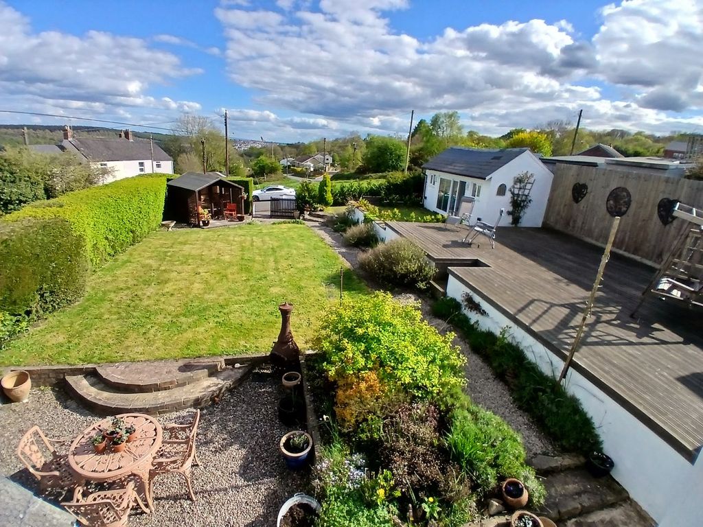 Property photo 2 of 24