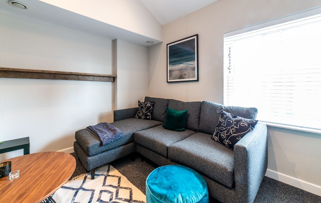 Property photo 2 of 18 The Maze Apt 7-005