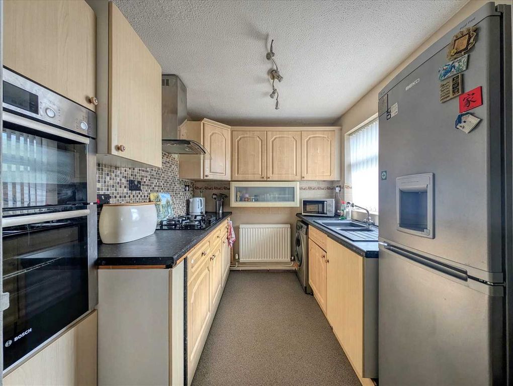 Property photo 2 of 15 Kitchen