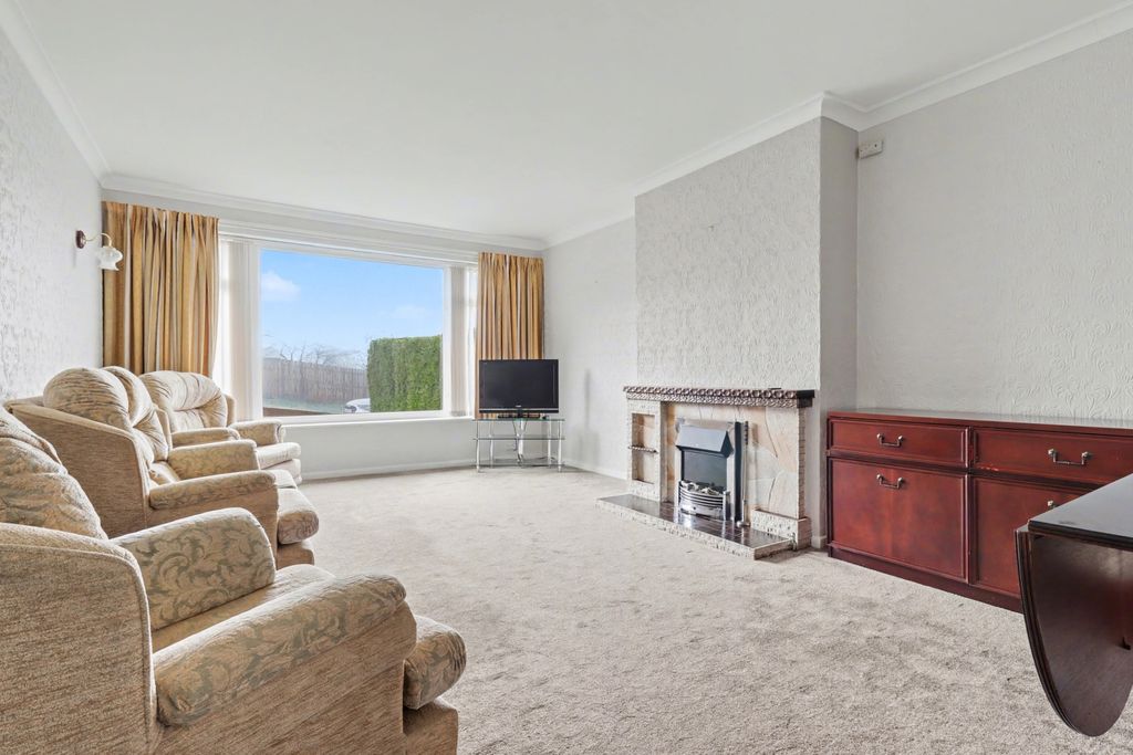 Property photo 3 of 16 3-Ryan Ewemove Pontefract