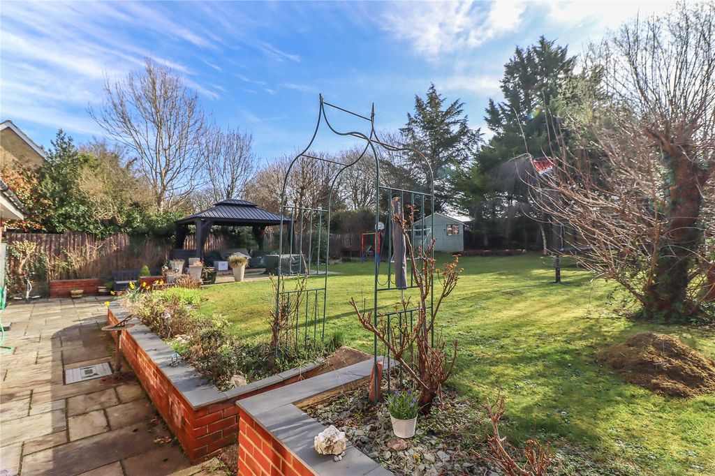 Property photo 2 of 29 Picture No. 42