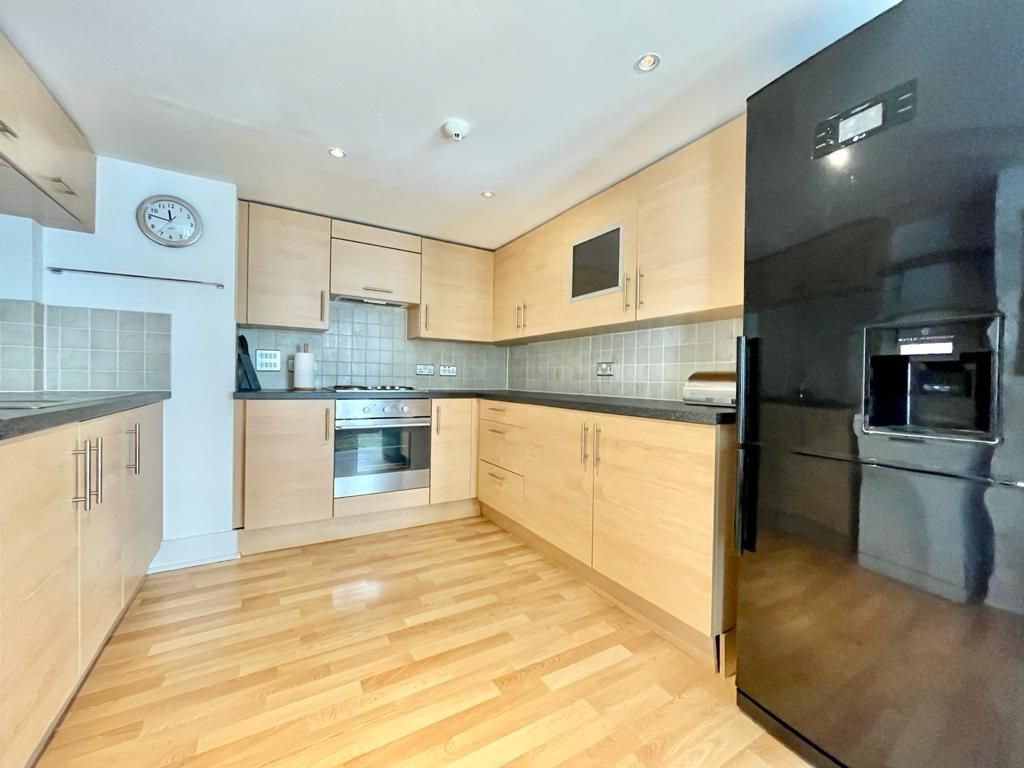 Property photo 2 of 6 Gallery