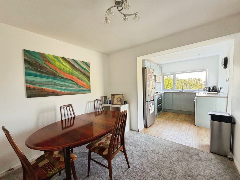 Property photo 2 of 13 5377262