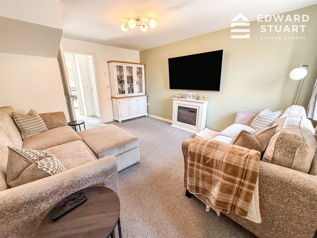 Property photo 2 of 14 Picture No. 02
