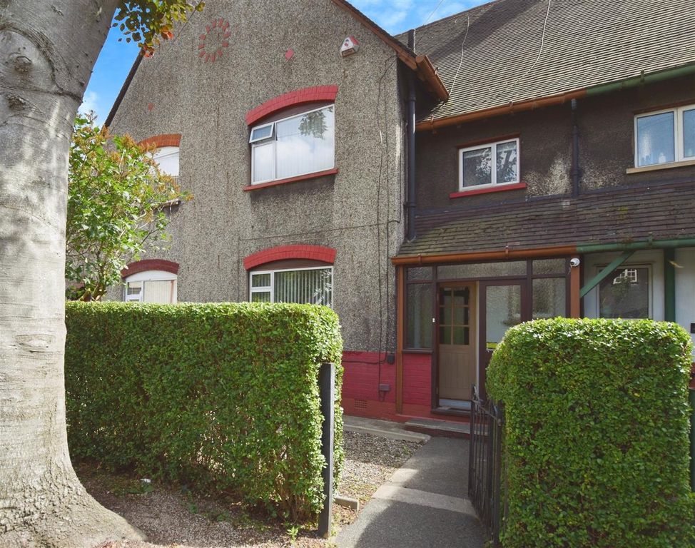Property photo 1 of 19 Cbe2218E-Front 20Close.Jpg