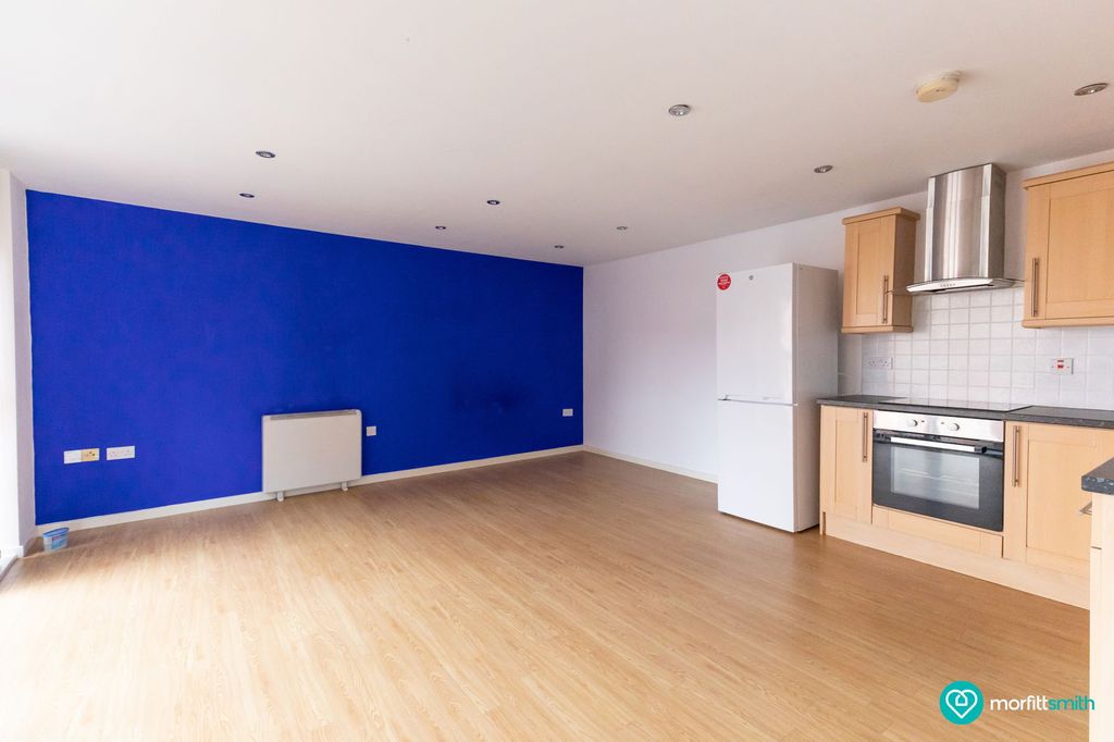 Property photo 3 of 9