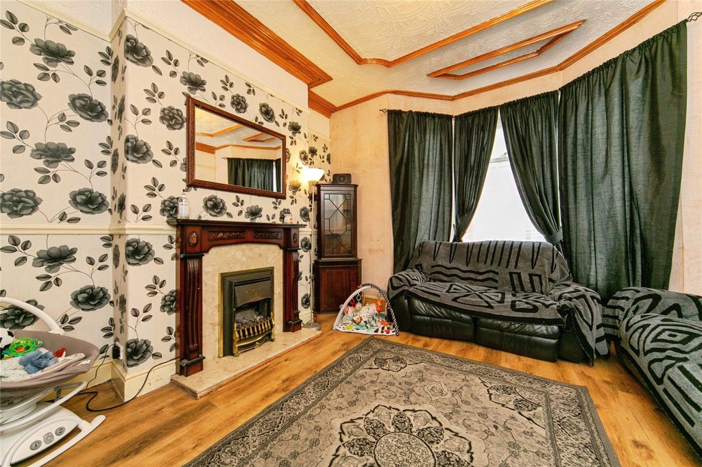 Property photo 3 of 26 Picture No. 19