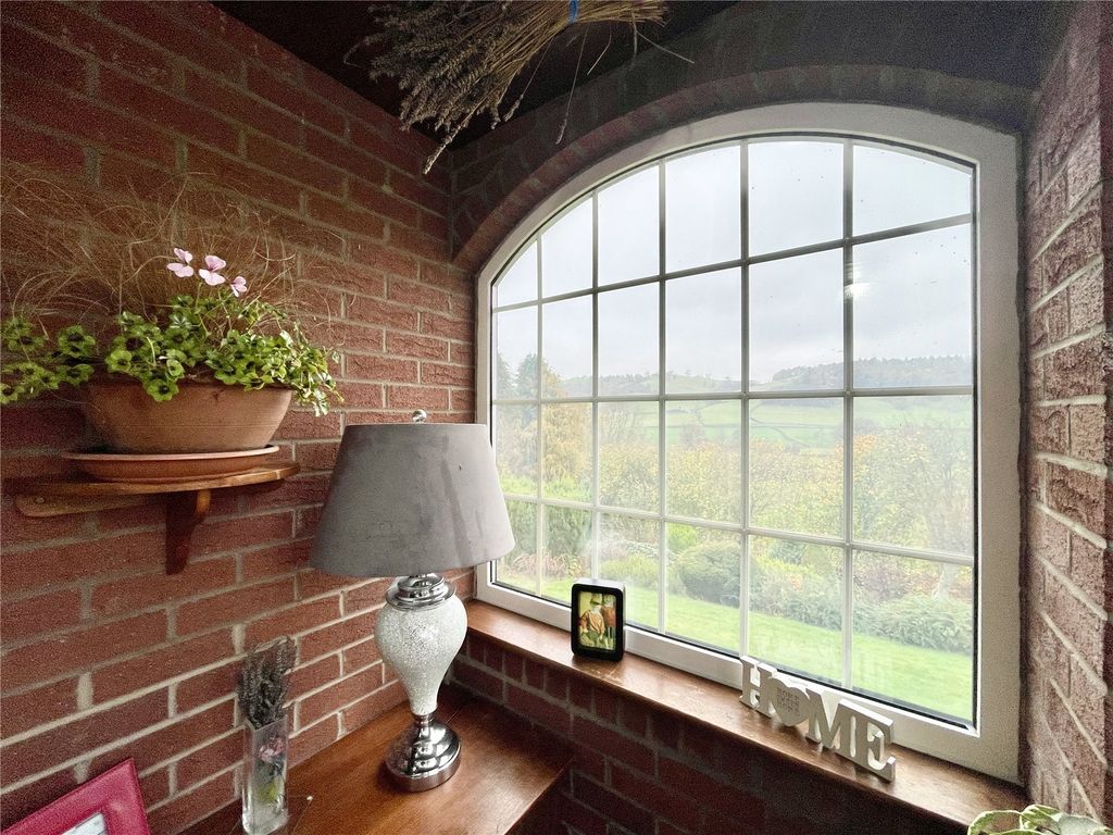 Property photo 3 of 17 Picture No. 03
