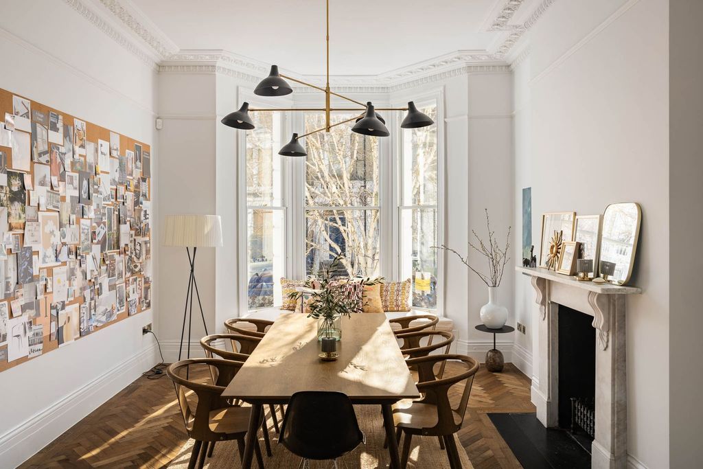 Property photo 2 of 33