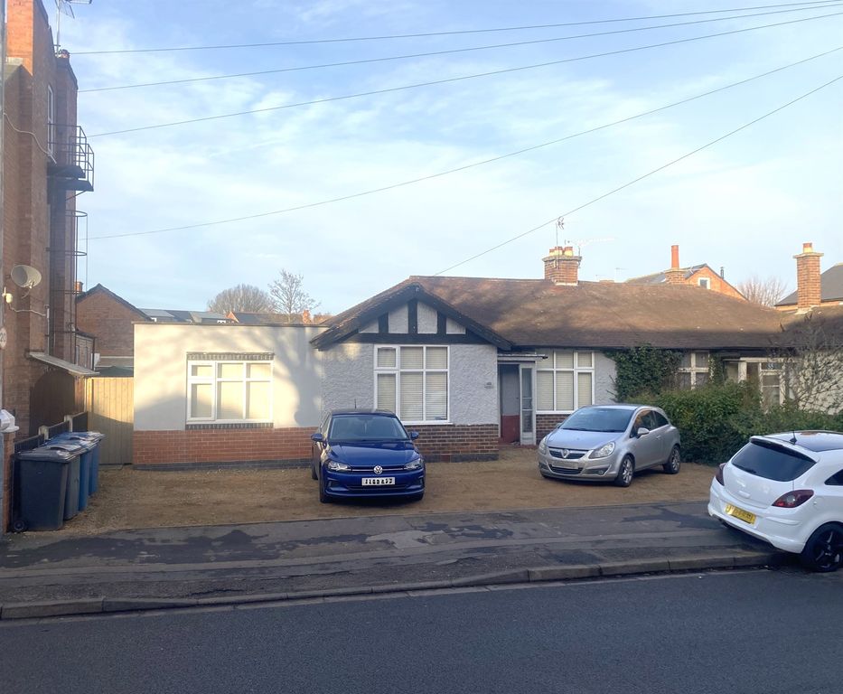 Property photo 3 of 8