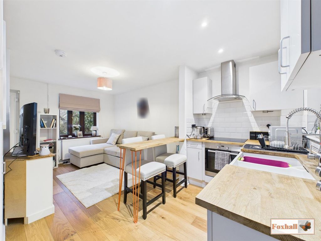 Property photo 2 of 16 Lounge/Diner/Kitchen Area