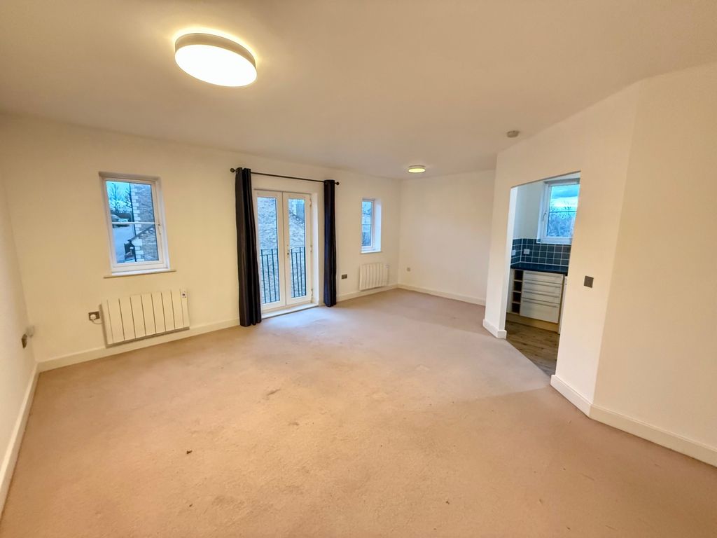 Property photo 2 of 4