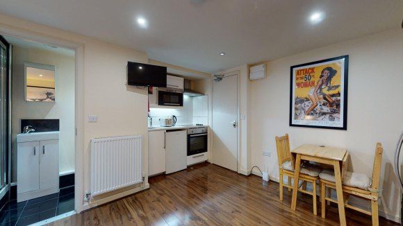 Property photo 1 of 16 61E7B1E1Cf47dc0011002791-d68597d4-13Ae-451E-8Fd0-