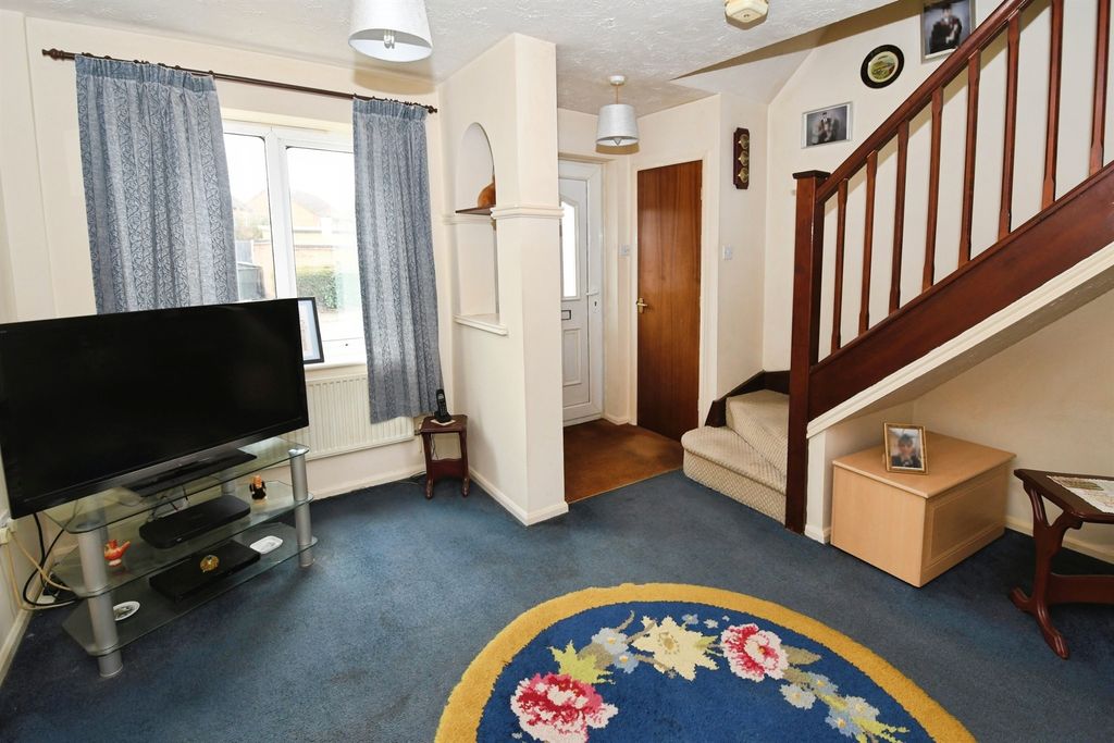 Property photo 3 of 10