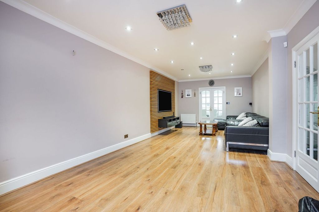 Property photo 3 of 15 Reception Room