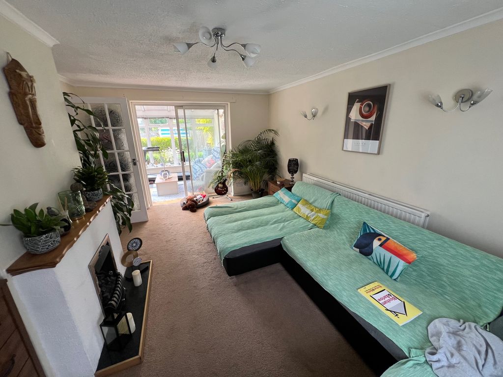 Property photo 3 of 21 Img_7329