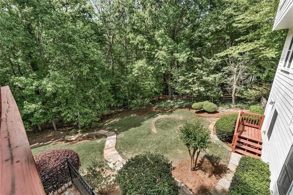 Property photo 3 of 12 <Alttext/>