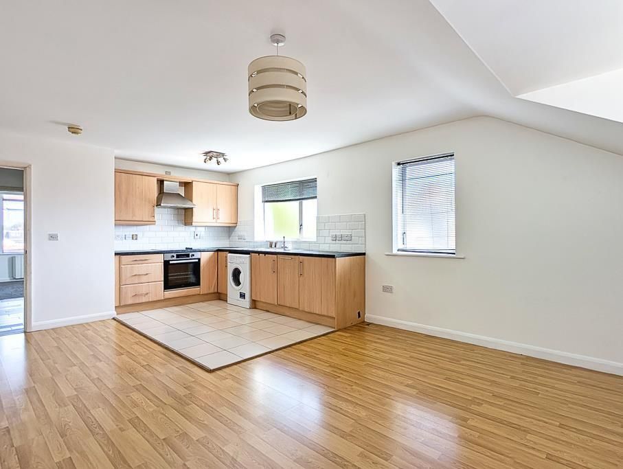 Property photo 2 of 15 211718_33859755_Img_25_0000.Jpeg