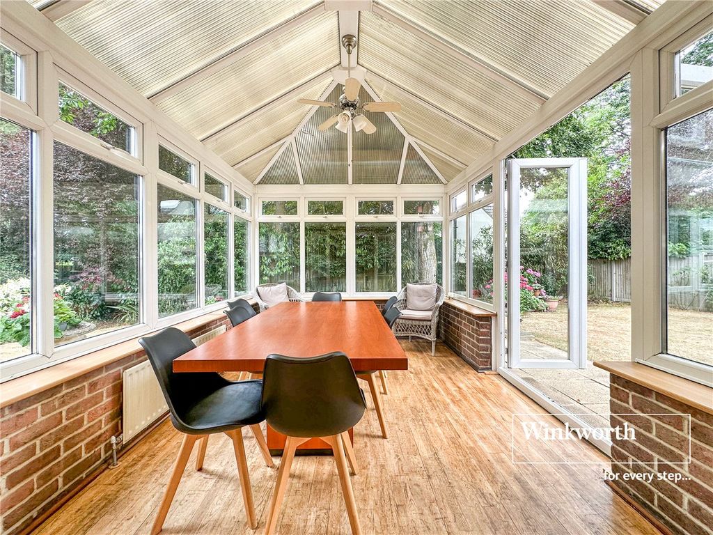Property photo 3 of 20 Picture No. 05