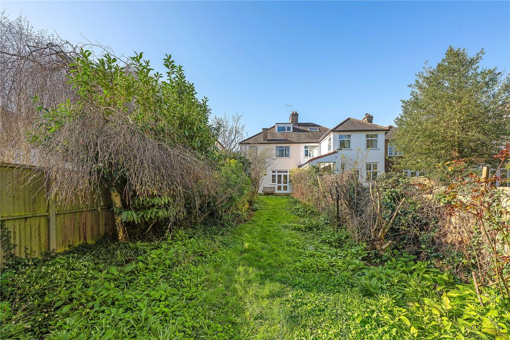 Property photo 3 of 17 Picture No. 12