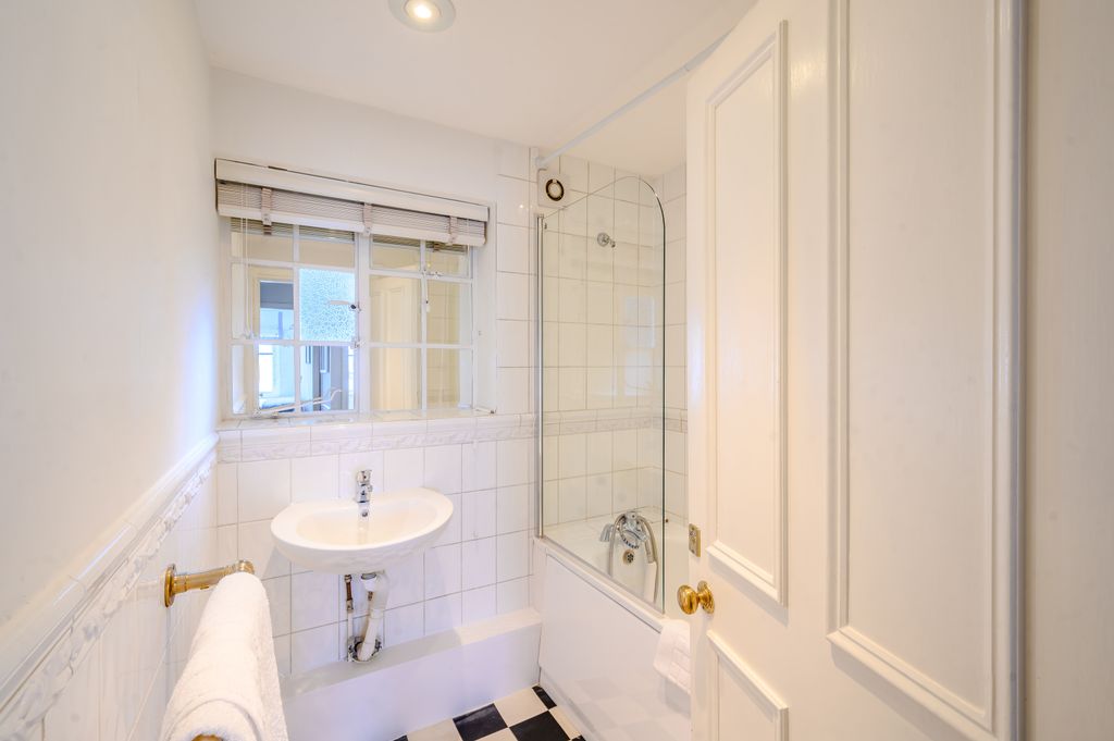 Fulham Road, London SW3 photo 4