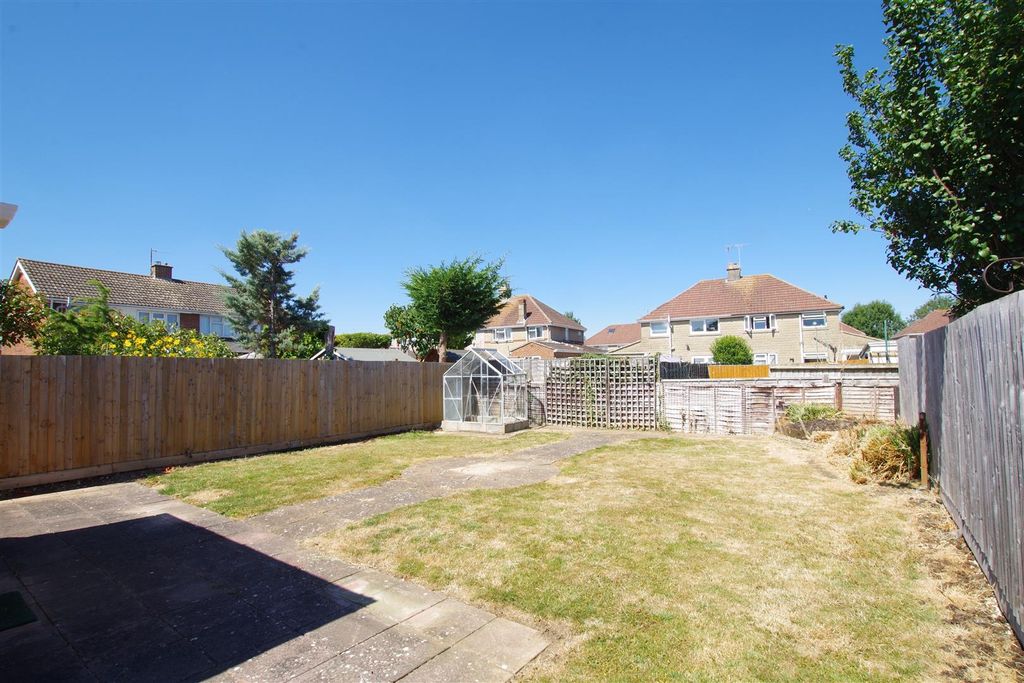 Property photo 2 of 11 Rear Garden