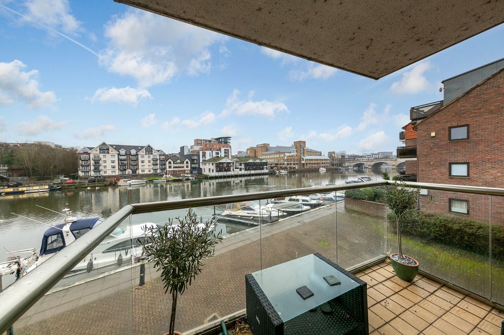 Property photo 3 of 14 Picture No. 11