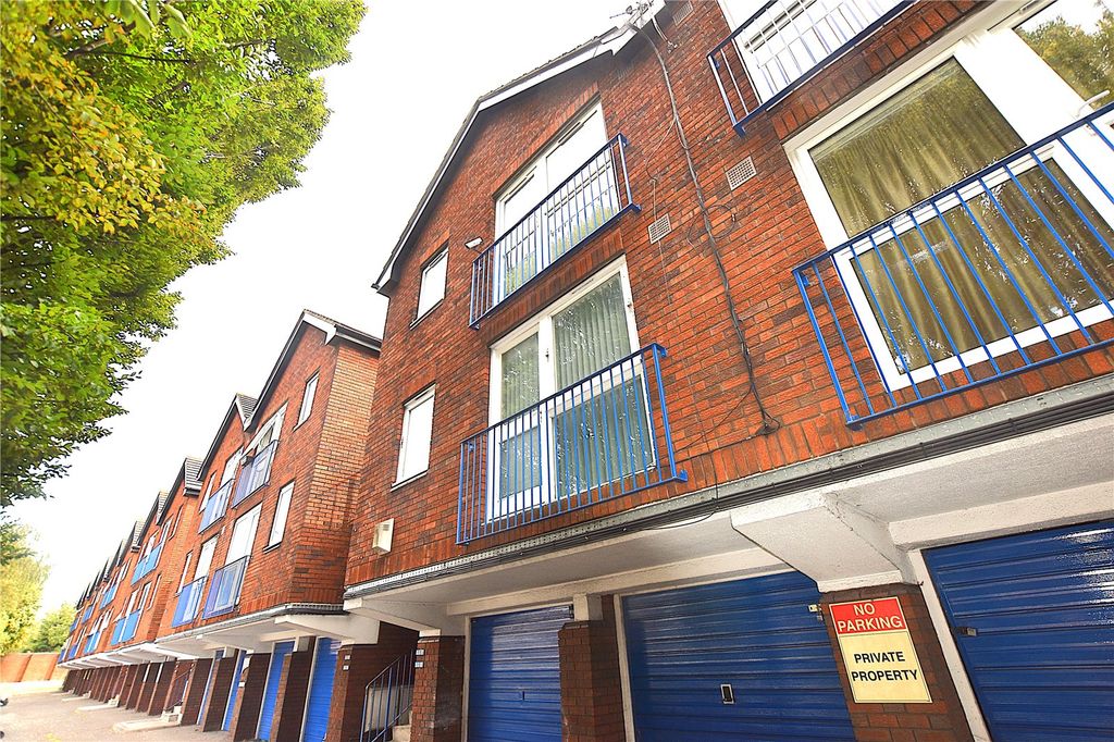 Property photo 1 of 8 Picture No. 02
