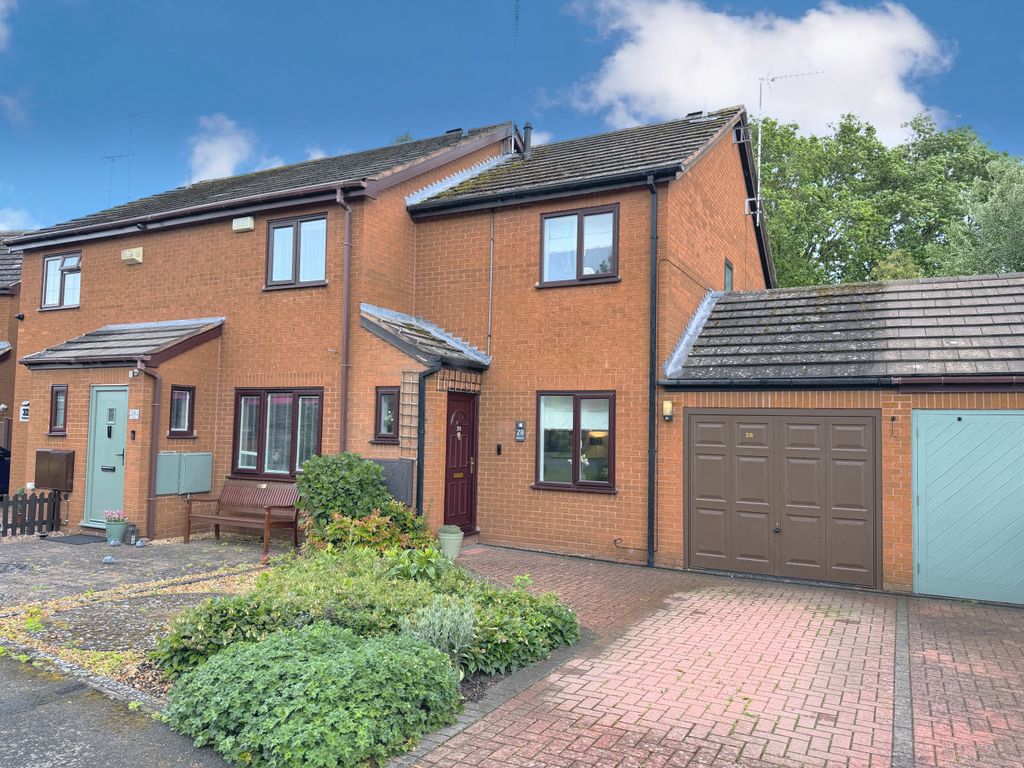 Property photo 1 of 16 1236Dd40-9A97-4EE1-B6E4-B835E4B5B11B