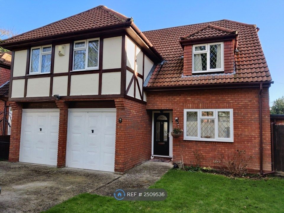 Property photo 2 of 34