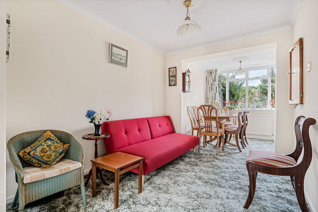 Property photo 2 of 17