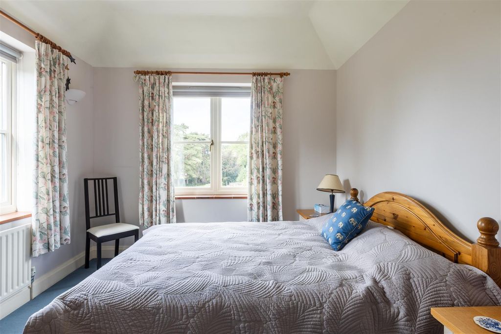 Additional image 23 of 5 bed detached house for saleCliftons Lane, Reigate RH2
