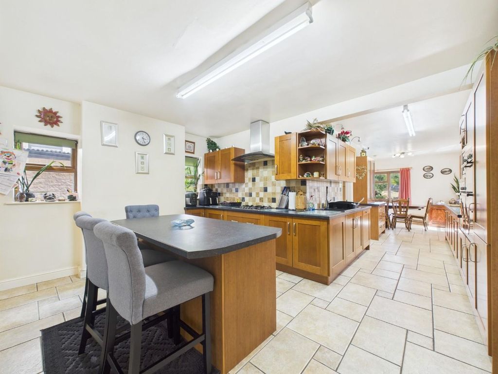 Property photo 3 of 58 Dining Kitchen