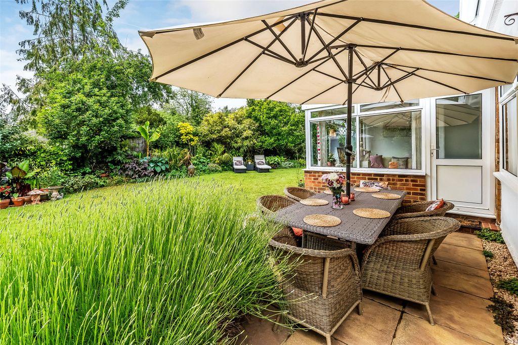 Property photo 2 of 15 Picture No. 04